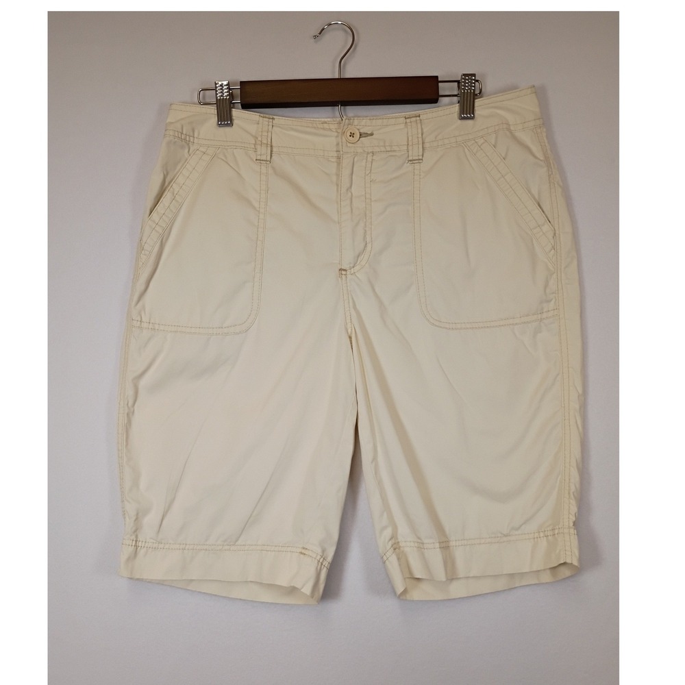 Coastal Safari St. Johns Bay Womens 12 Cream Cotton Bermuda Cargo Shorts